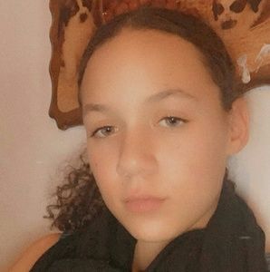 Meet your Posher, Samara